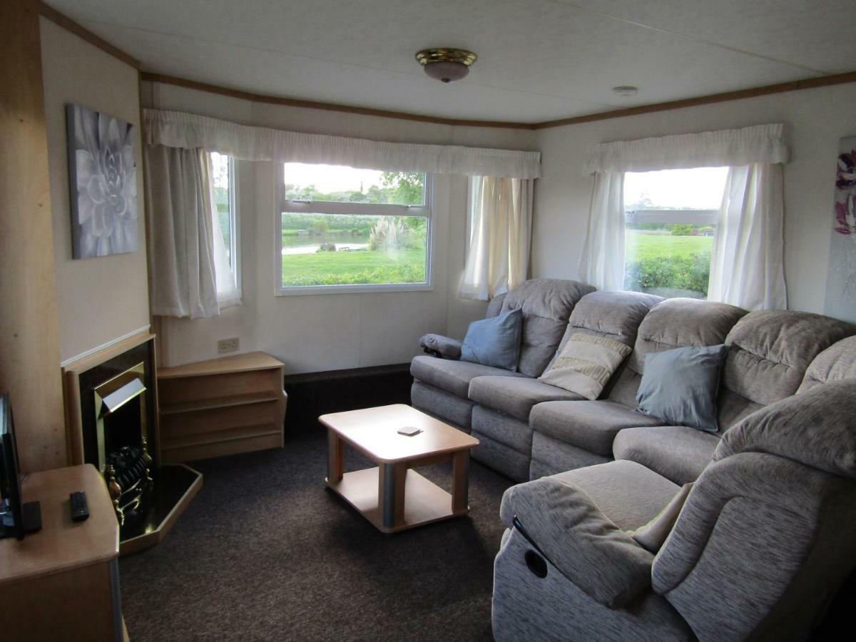 Fenlake Holiday Accommodation Metheringham Luaran gambar